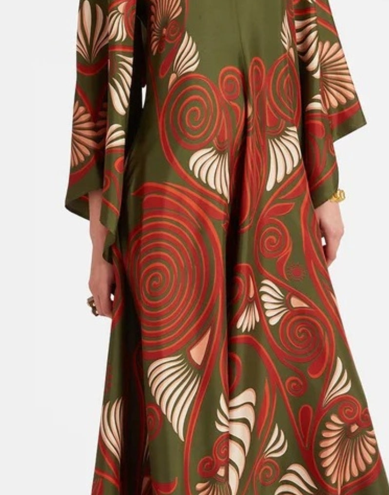 Magnifico Printed Maxi Dress - Madilim na Berde