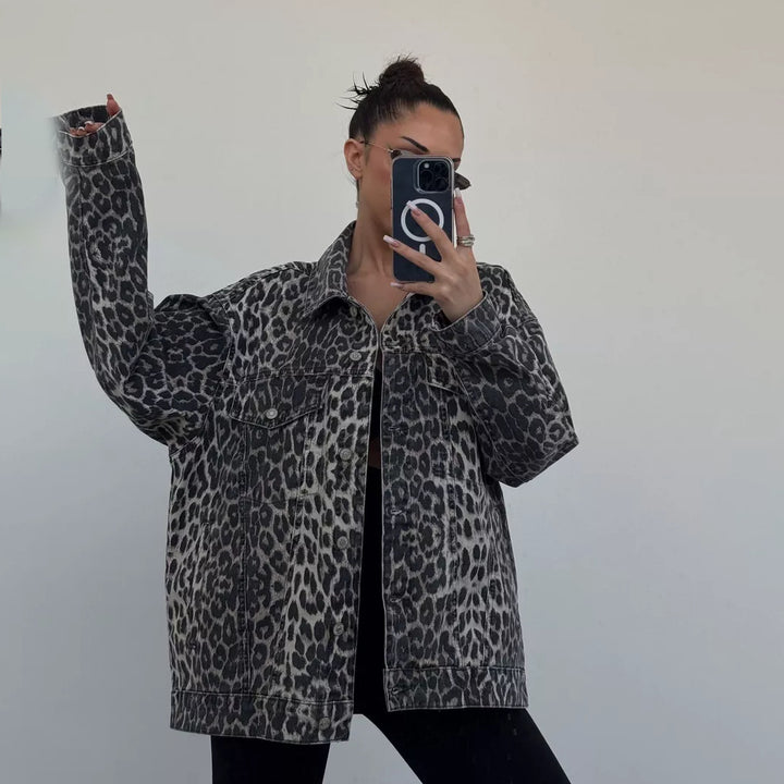 Chaqueta vaquera vintage con estampado de leopardo y estilo casual