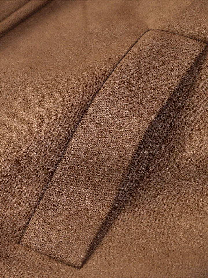 Langer Mantel aus Wildleder mit Gürtel