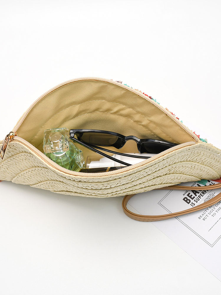 حقيبة القش المنسوجة يدويًا: كلاتش وحقيبة كروس