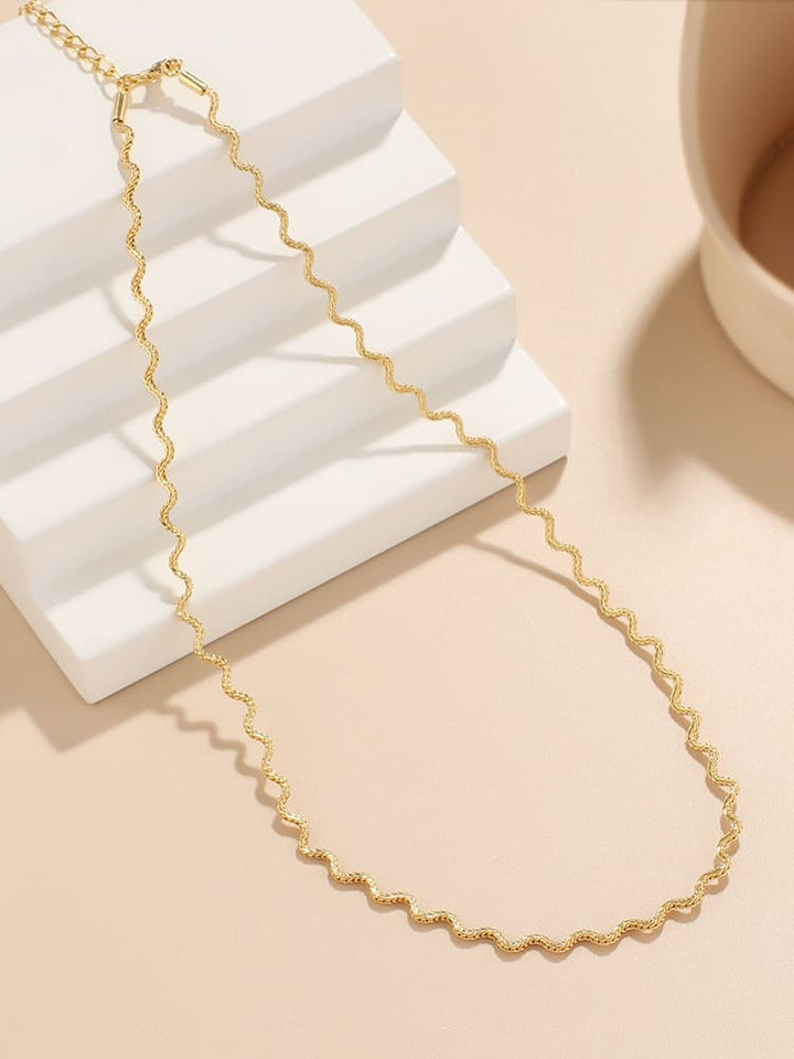 Texturovaný vlnový řetízek náhrdelník