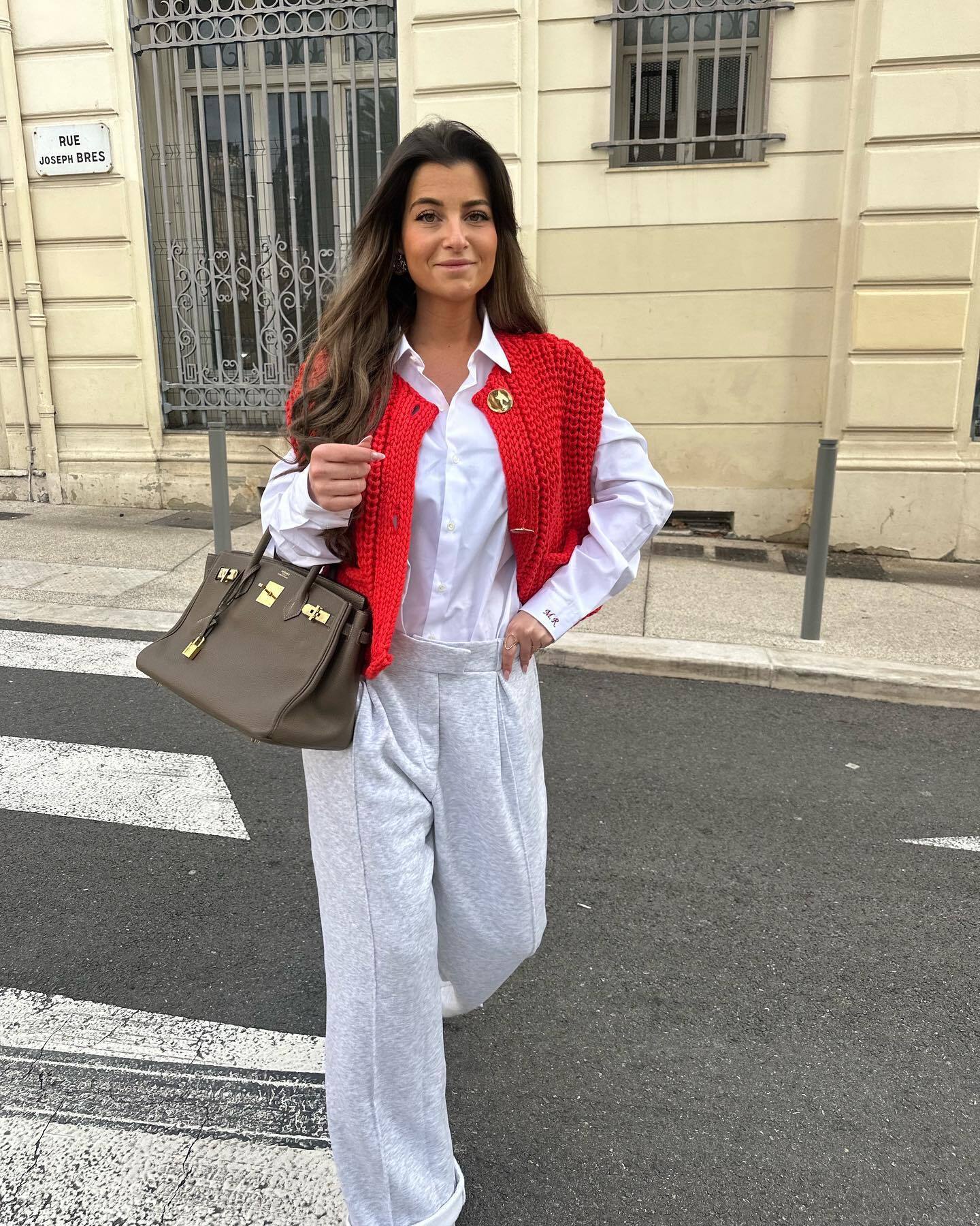 Store knapper ensfarvet strik vest cardigan