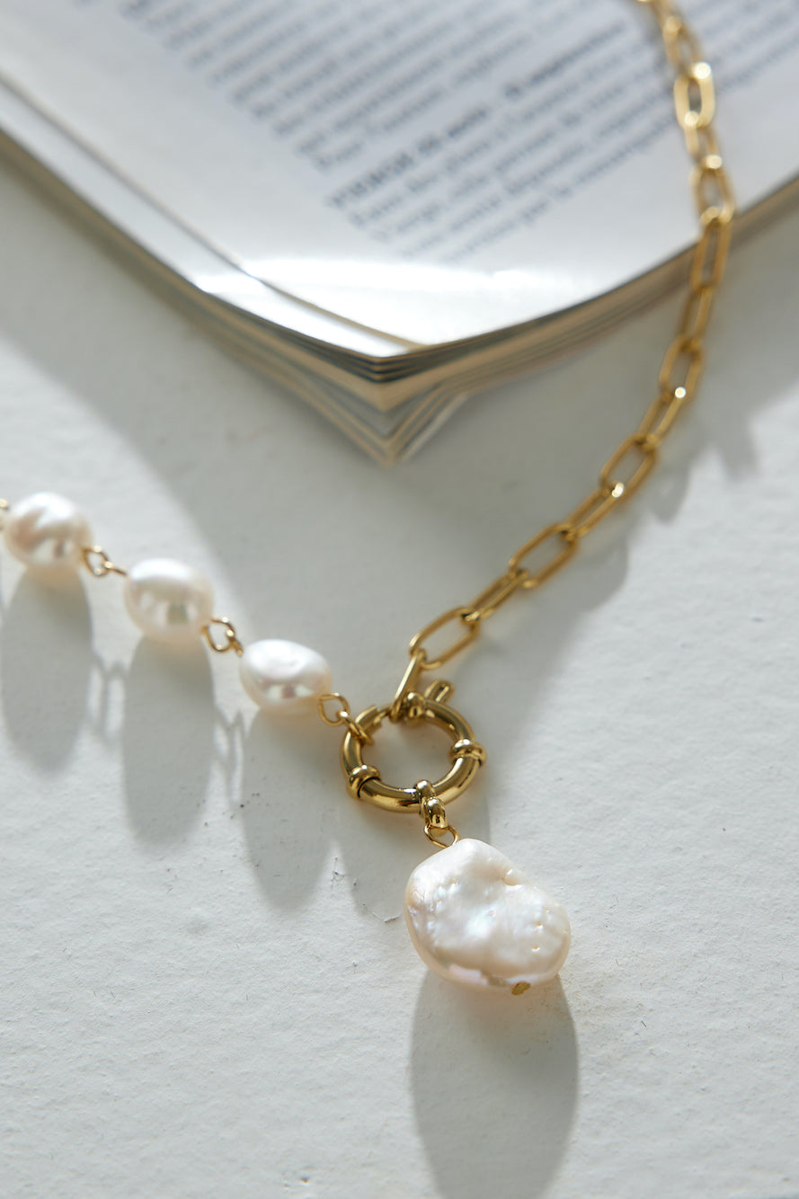 Collana di perle adorabili placcate in oro 18 carati Oro