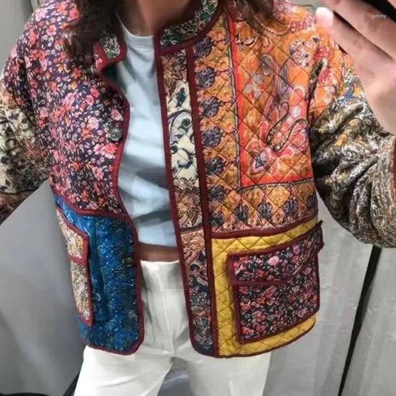 Veste matelassée multicolore à motif de style ethnique imprimé