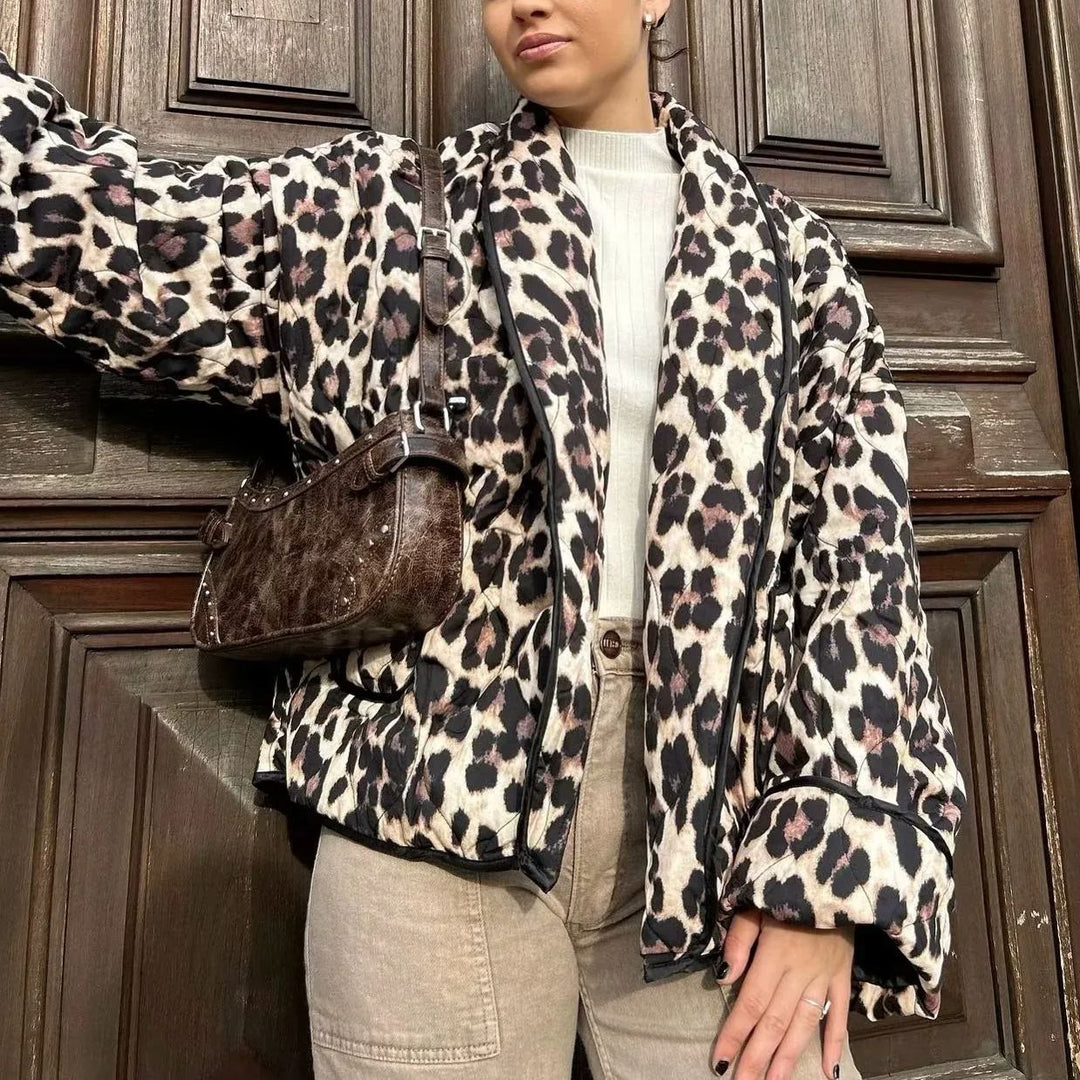 Steppjacke mit Leopardenmuster