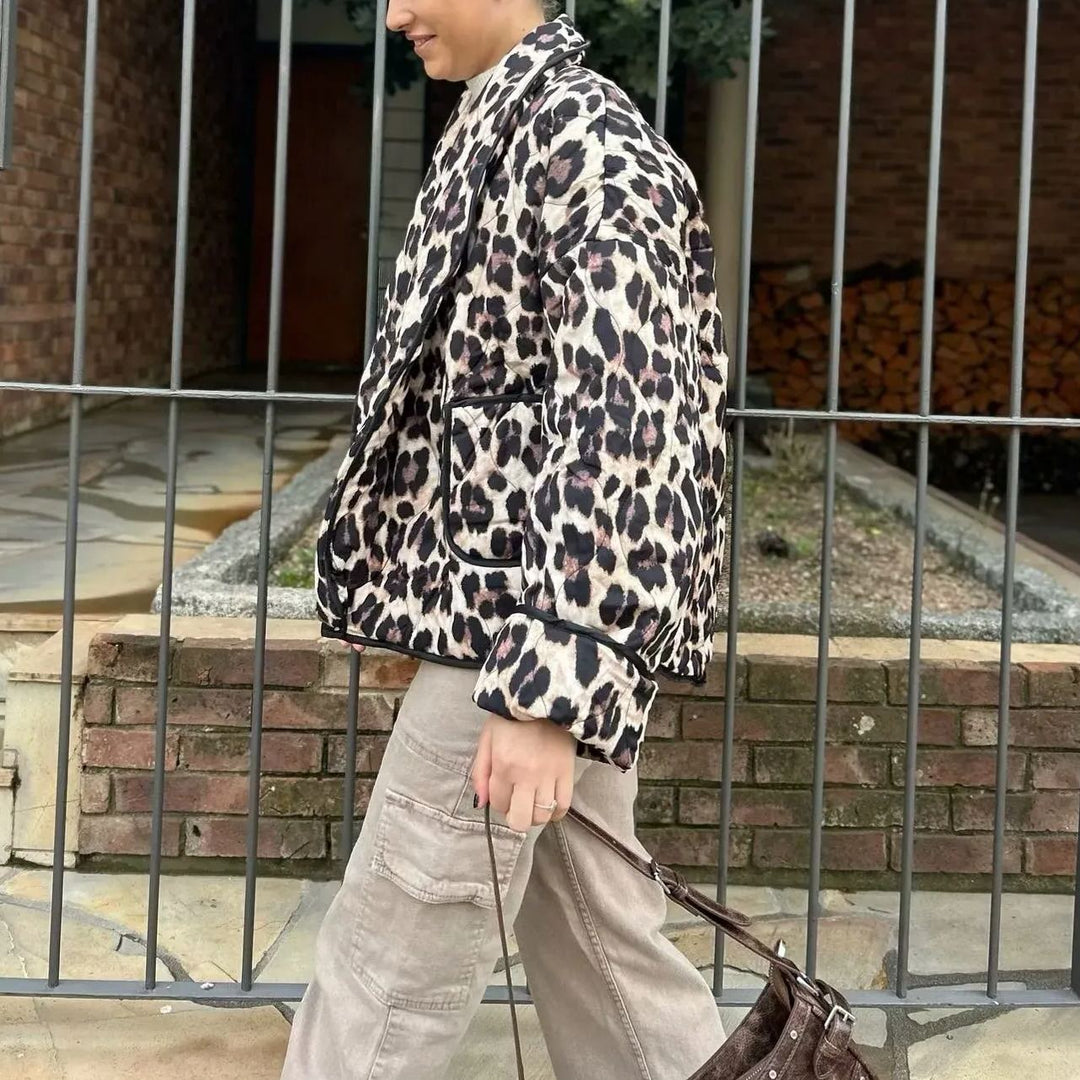 Steppjacke mit Leopardenmuster