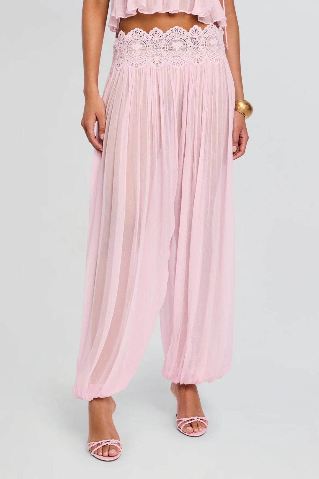 Pantalones bombachos de cintura alta con encaje guipur floral